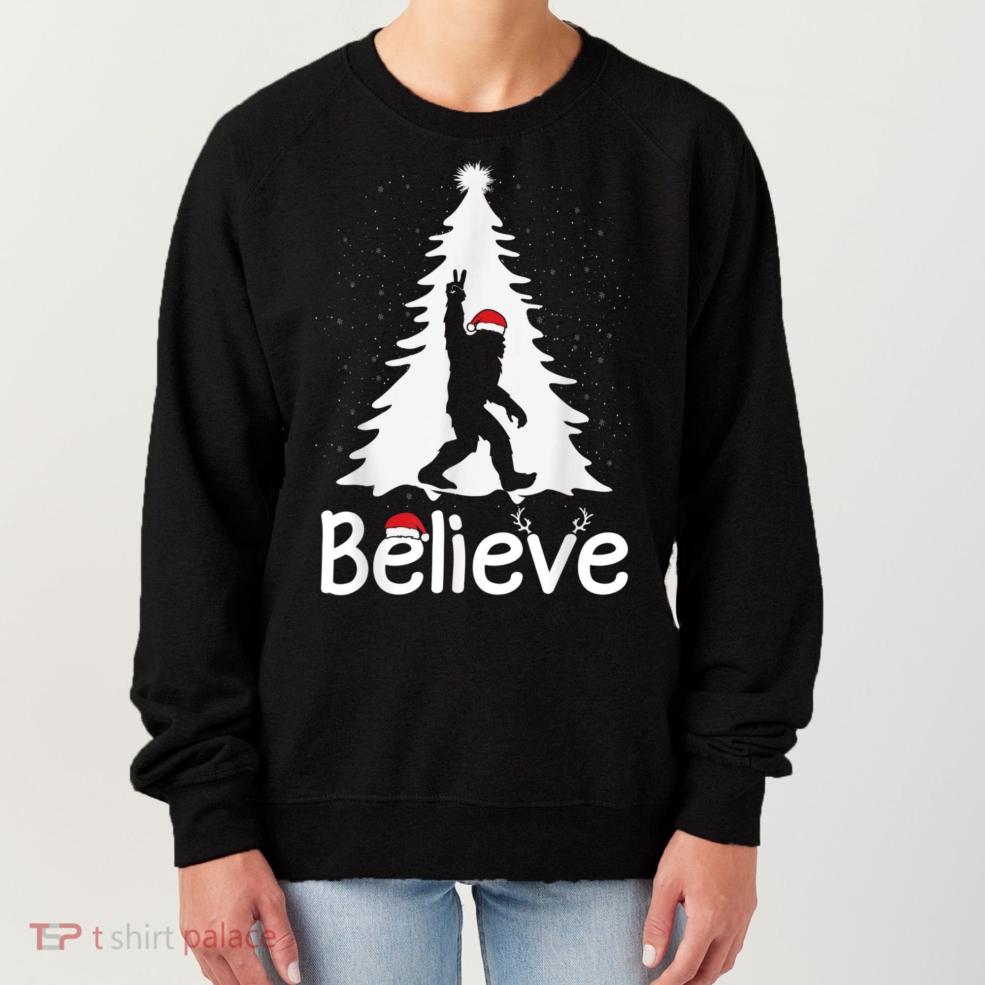 Believe Bigfoot Christmas Yetti Funny Xmas Tree Sasquatch Women's Sweatshirt