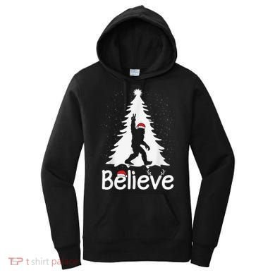 Believe Bigfoot Christmas Yetti Funny Xmas Tree Sasquatch Women's Hoodie
