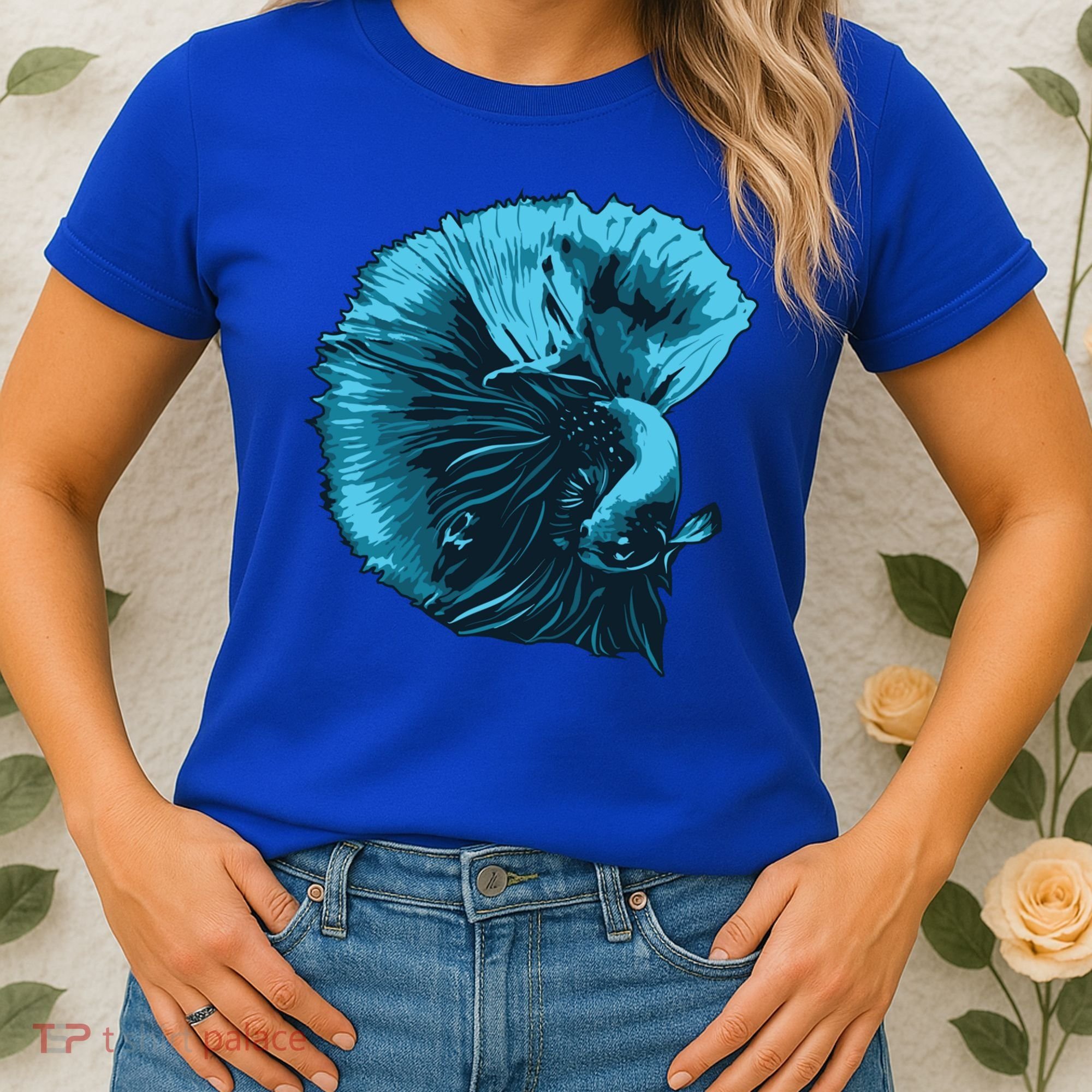 Blue Betta Fish And Siamese Fighting Fish Aquarium Owner Funny Gift Women's T-Shirt