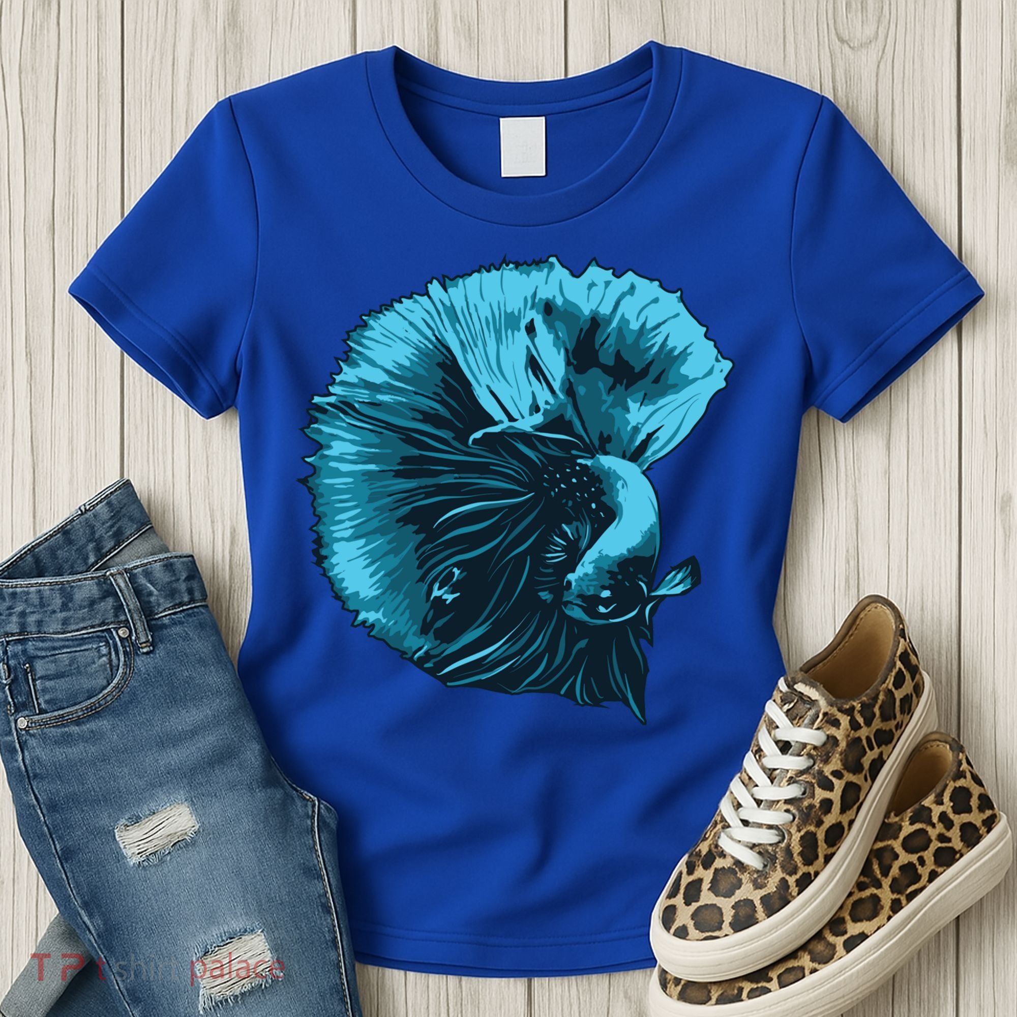 Blue Betta Fish And Siamese Fighting Fish Aquarium Owner Funny Gift Women's T-Shirt