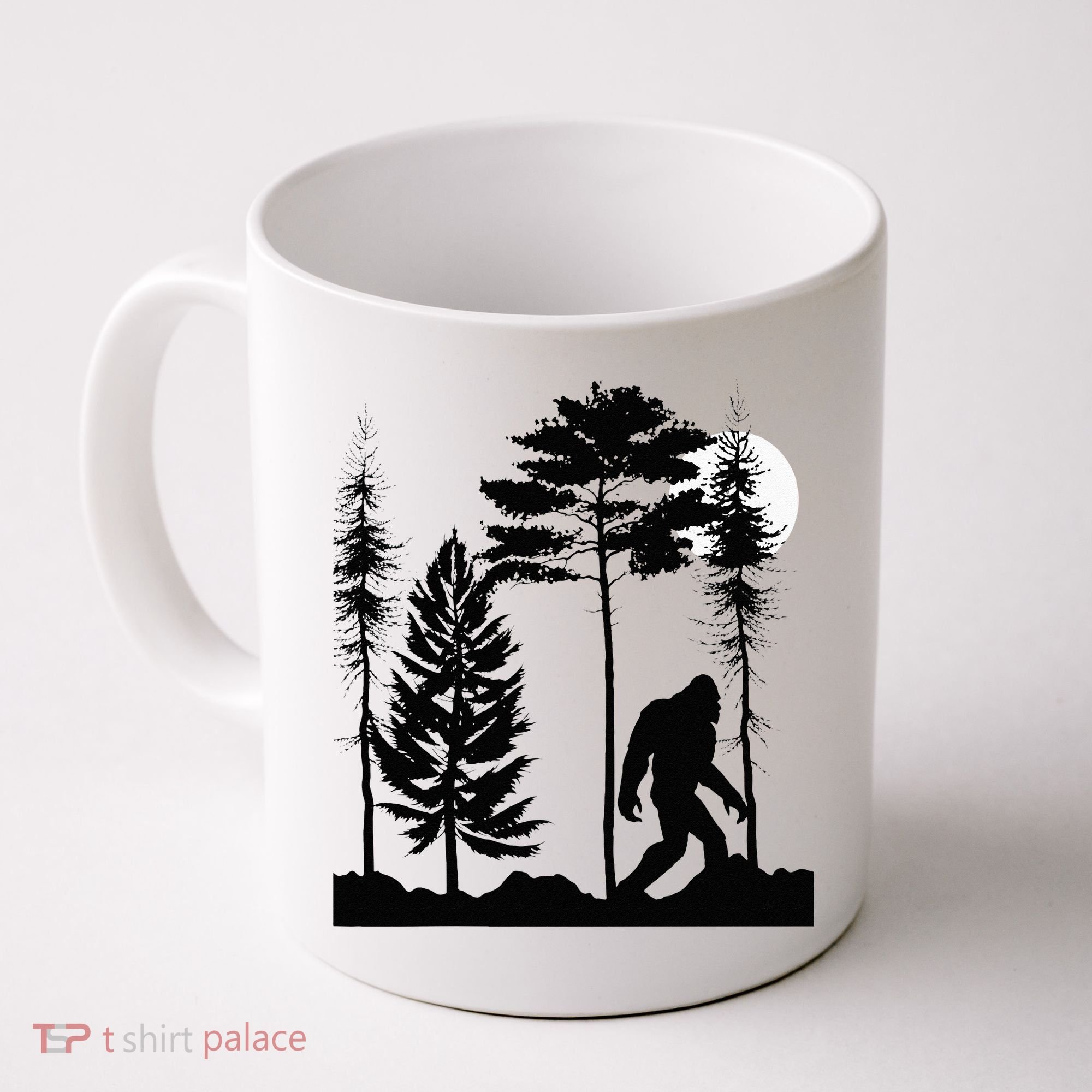 Bigfoo Bigfoot Hiding In Forest At Night Sasquatch Coffee Mug