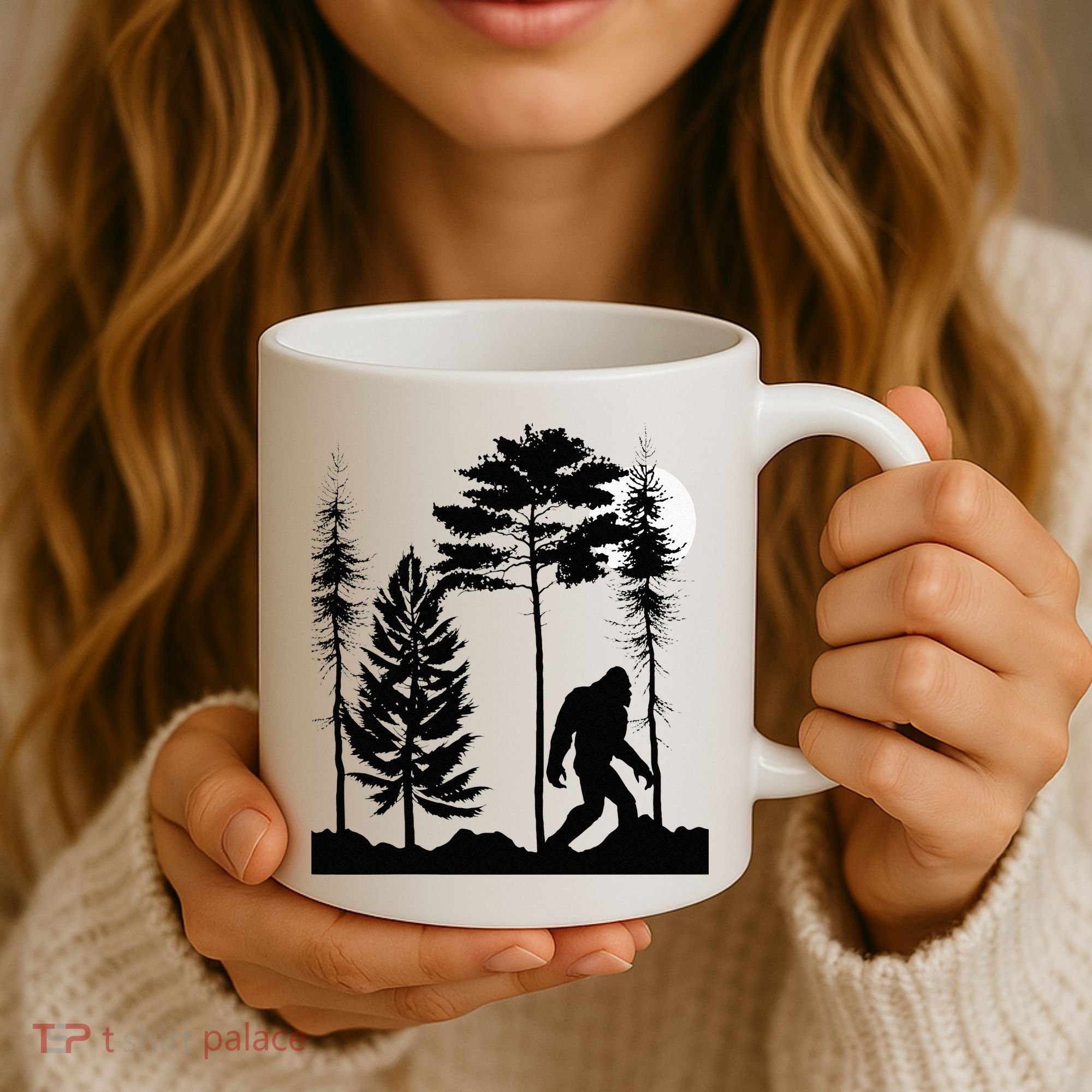 Bigfoo Bigfoot Hiding In Forest At Night Sasquatch Coffee Mug