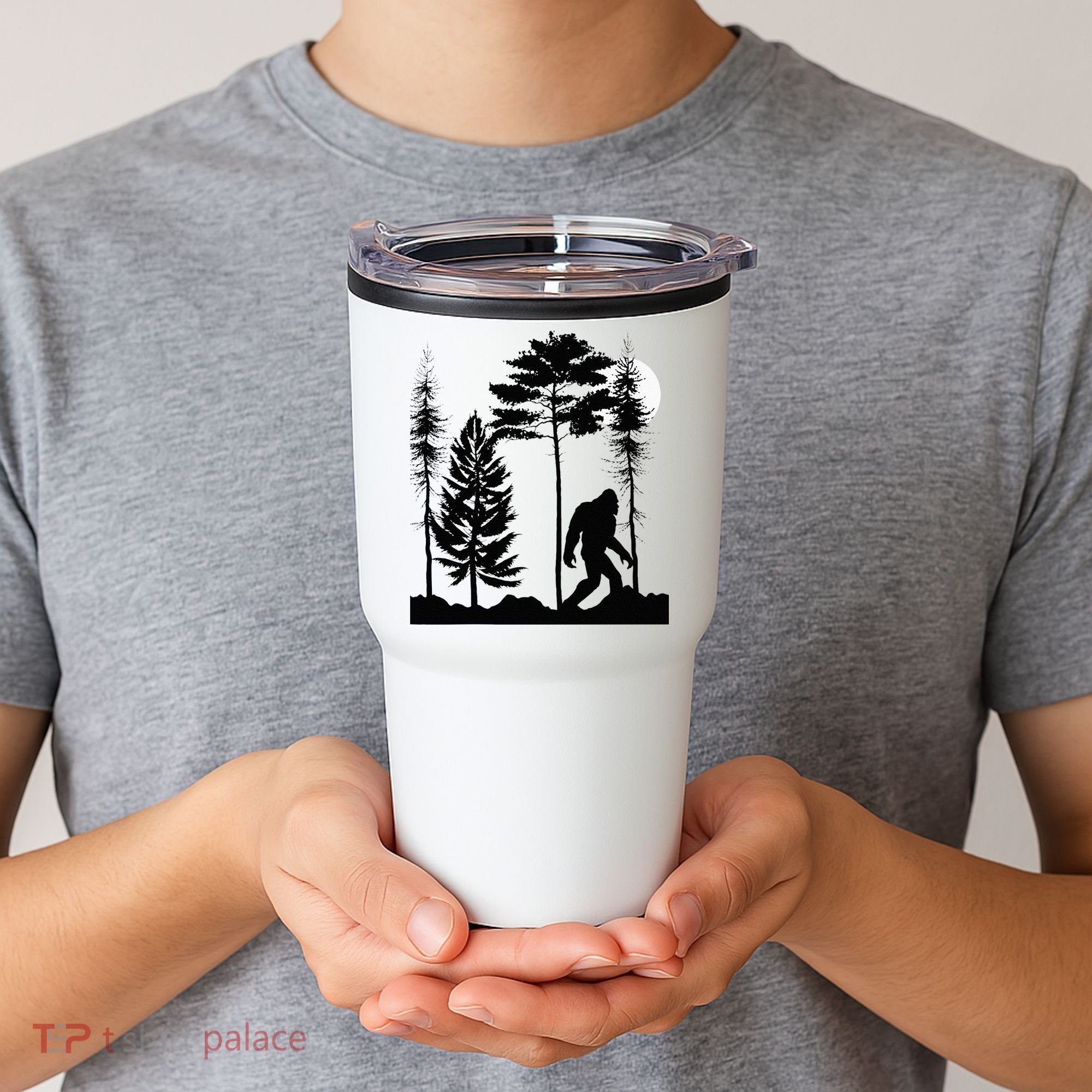 Bigfoo Bigfoot Hiding In Forest At Night Sasquatch Tumbler
