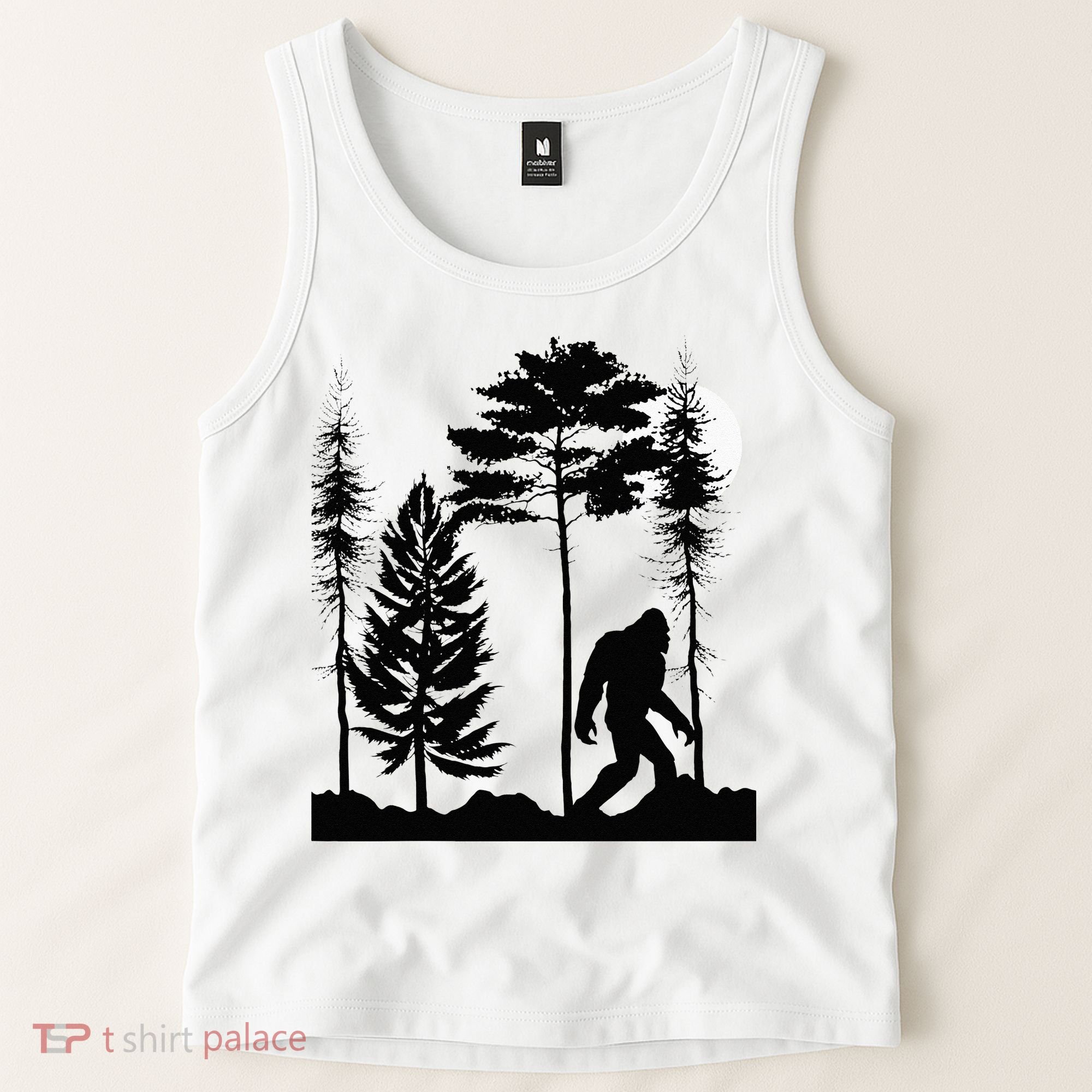 Bigfoo Bigfoot Hiding In Forest At Night Sasquatch Tank Top