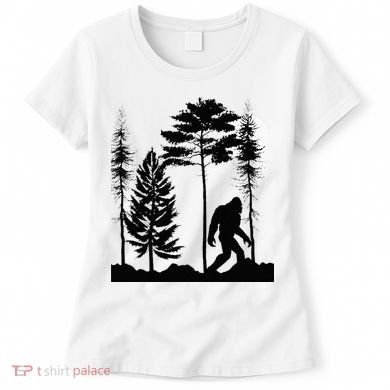 Bigfoo Bigfoot Hiding In Forest At Night Sasquatch Women's T-Shirt