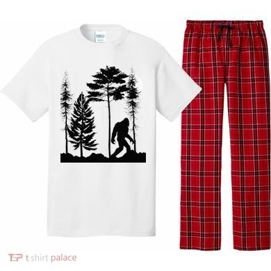 Bigfoo Bigfoot Hiding In Forest At Night Sasquatch Pajama Set
