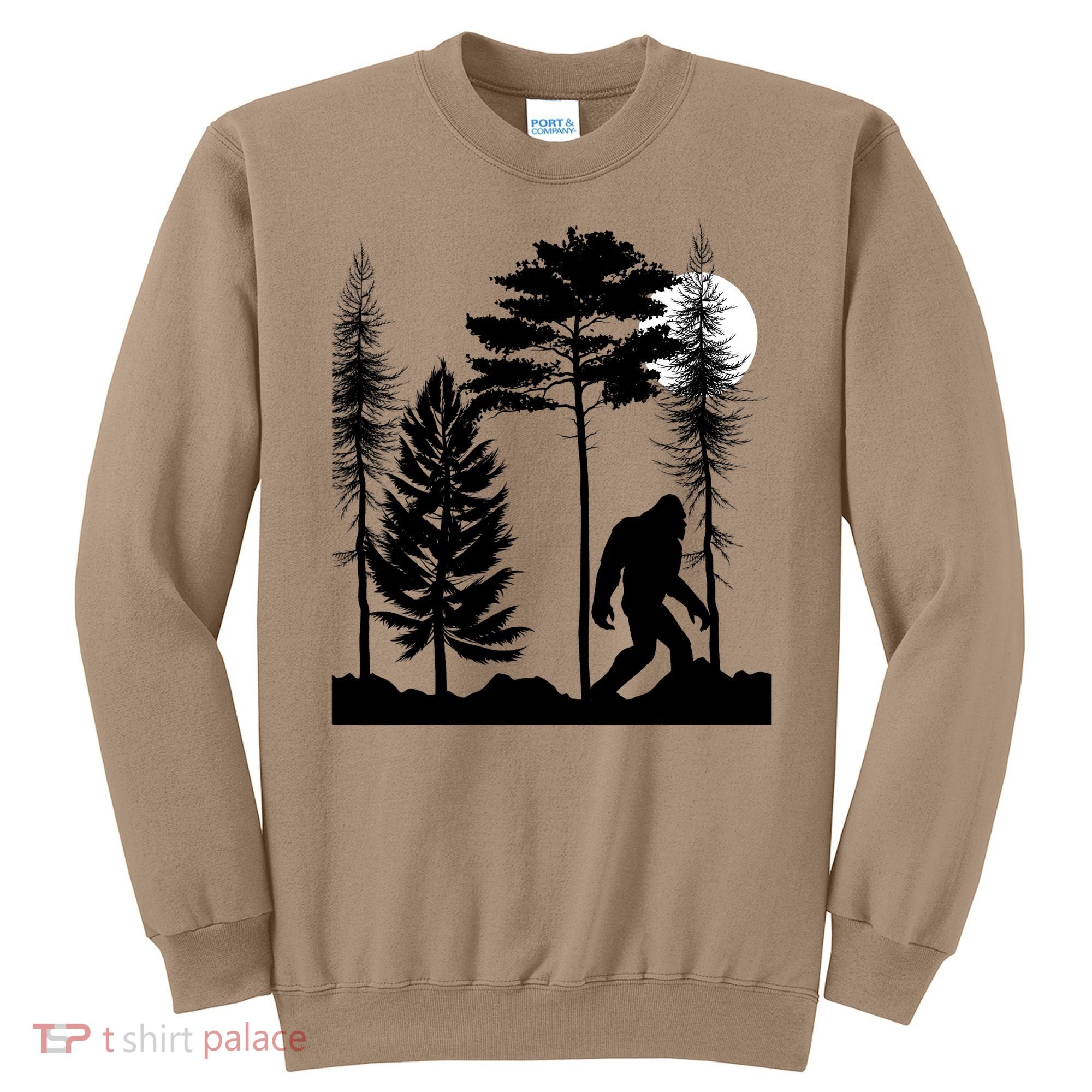 Bigfoot Bigfoot Hiding in Forest At Night Sasquatch  Sweatshirt
