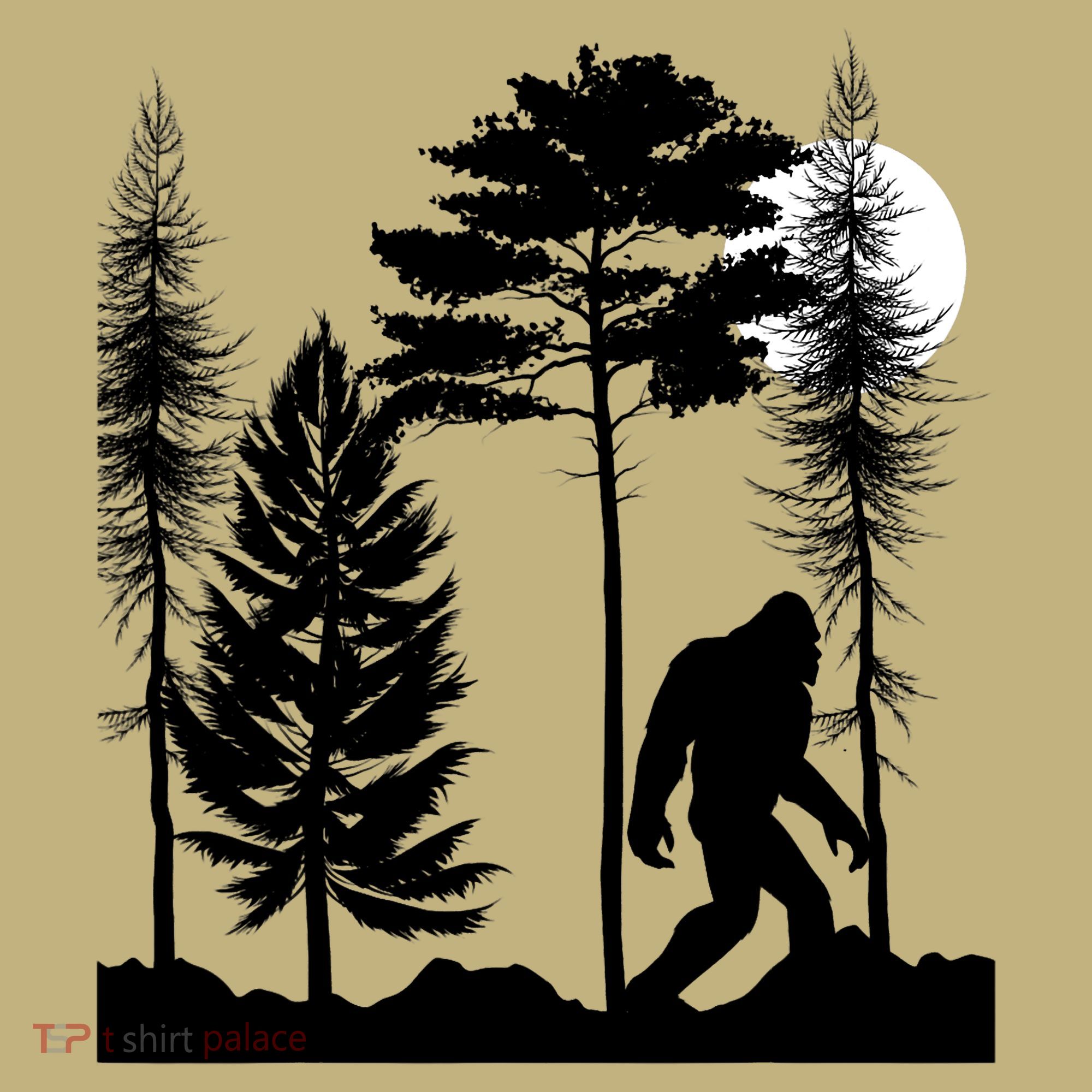 Bigfoot Bigfoot Hiding in Forest At Night Sasquatch  T-Shirt