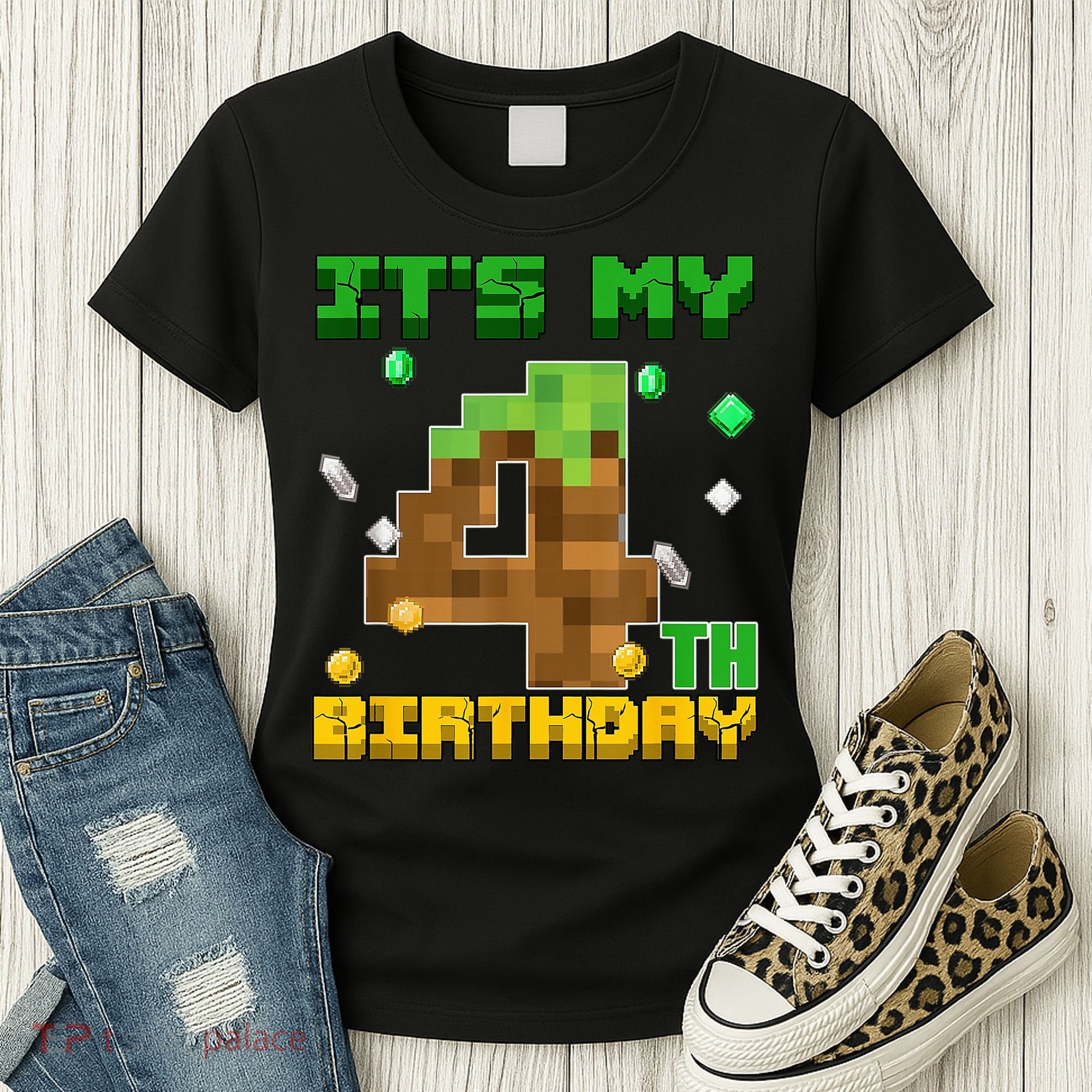 Birthday Boy It'S My 4th Birthday Gamer Pixel Number Women's T-Shirt