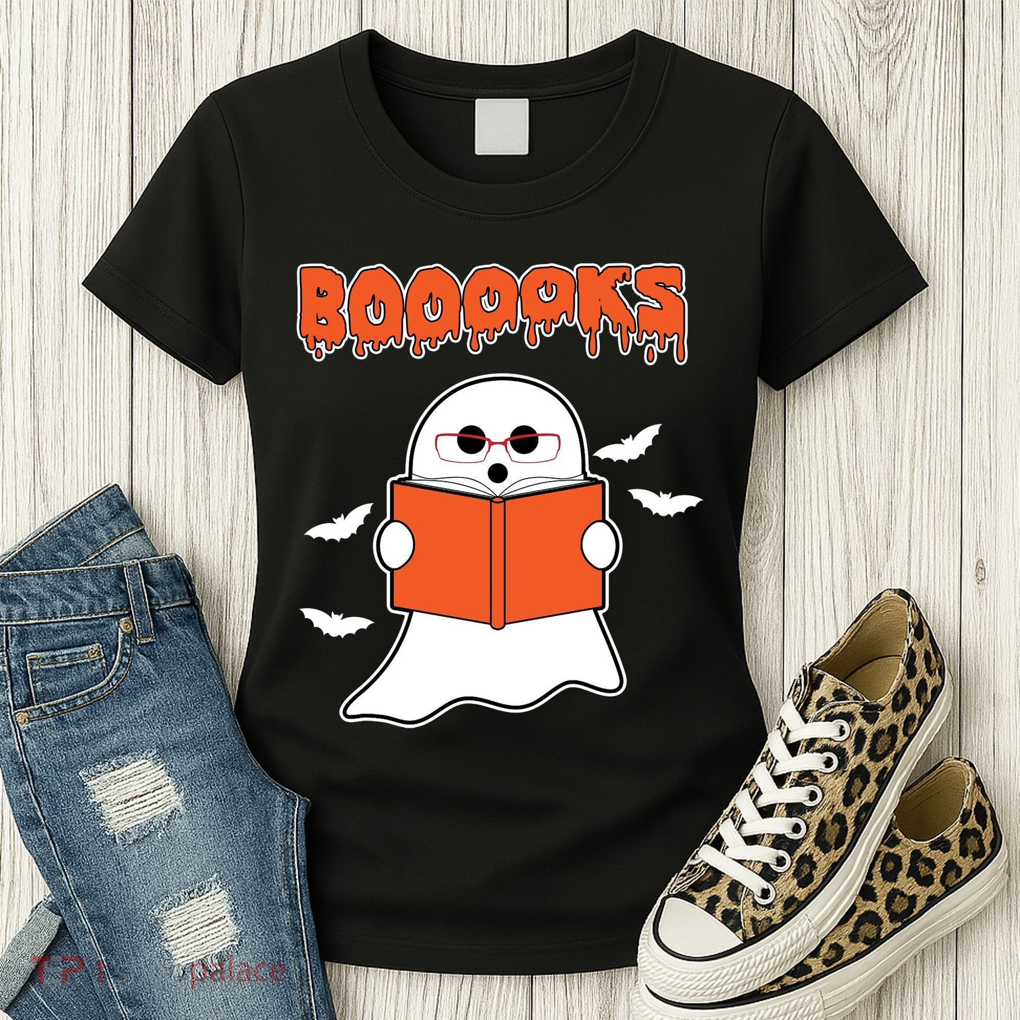 Booooks Book Lover Halloween Ghost Boo Women's T-Shirt
