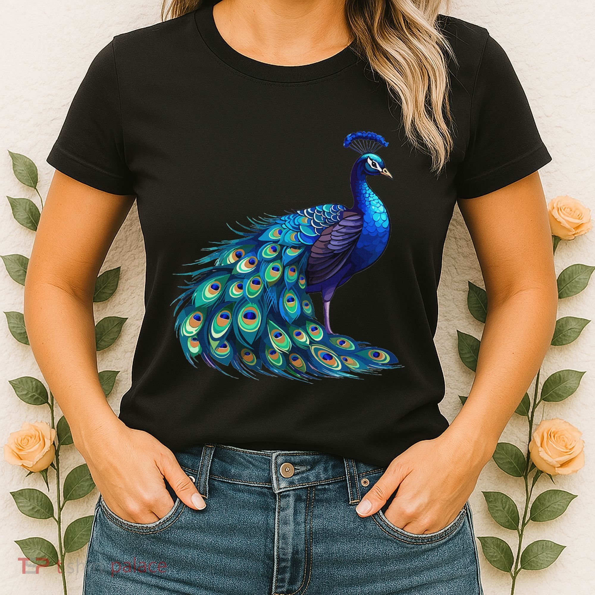 Beautiful Blue Peacock Teal Feathers Bird Lover Women Women's T-Shirt