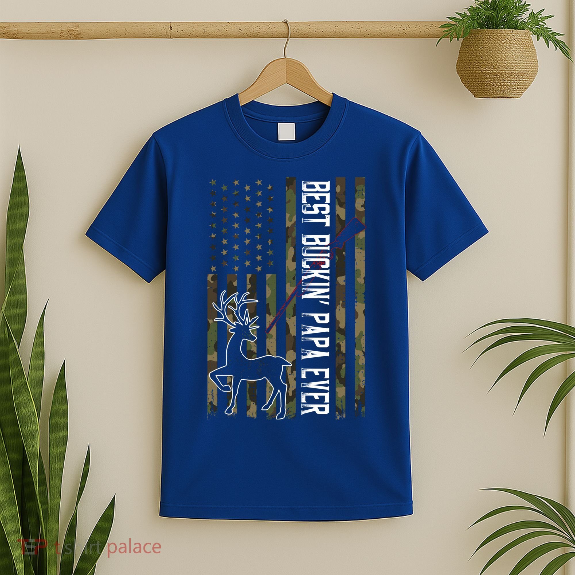 Best Buckin Papa Ever Gift Camo Deer Hunting Bucking Gift T-Shirt