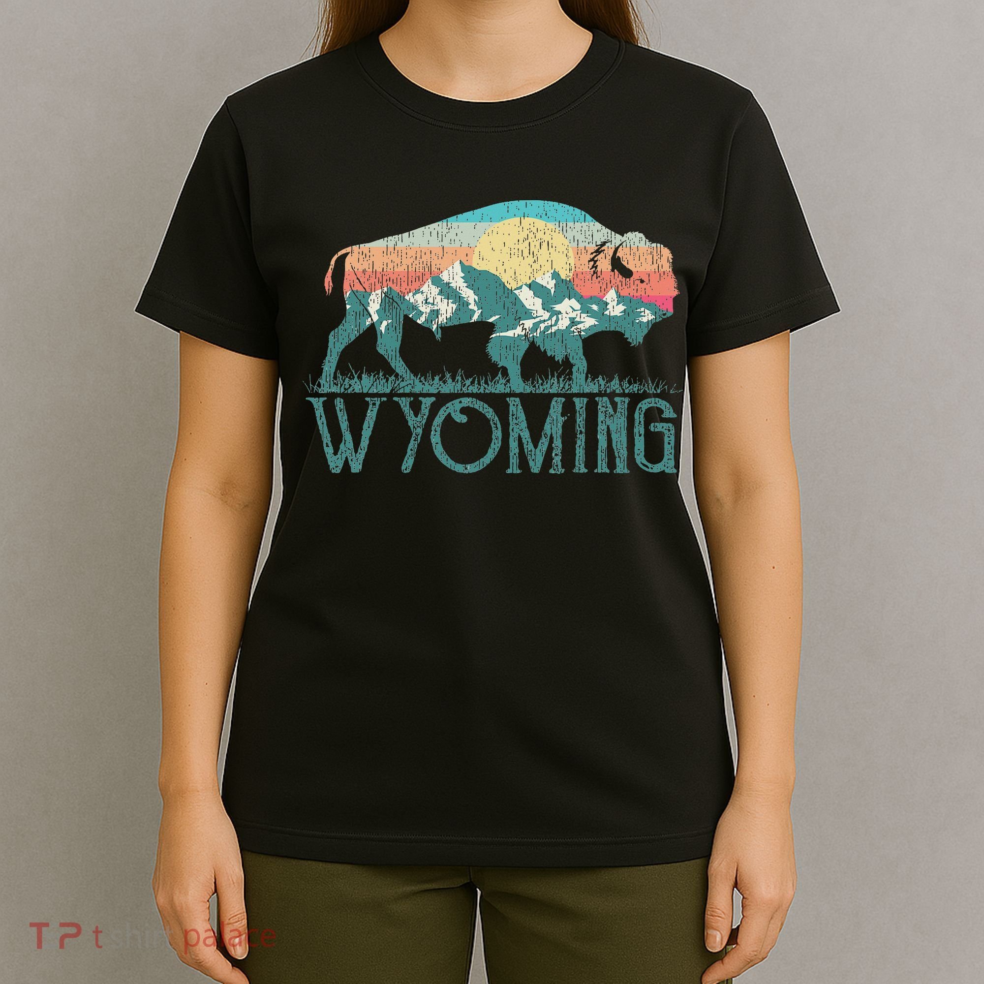 Bison Buffalo Retro Wyoming Wy Mountains Retro T-Shirt