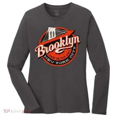 Brooklyn Bridge Retro New York Logo Women's Long Sleeve Shirt