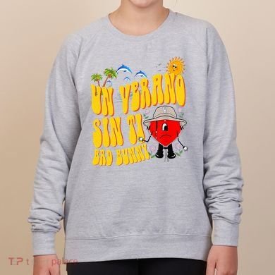 B Bunny Un Verano Sin Ti Latino Women's Sweatshirt