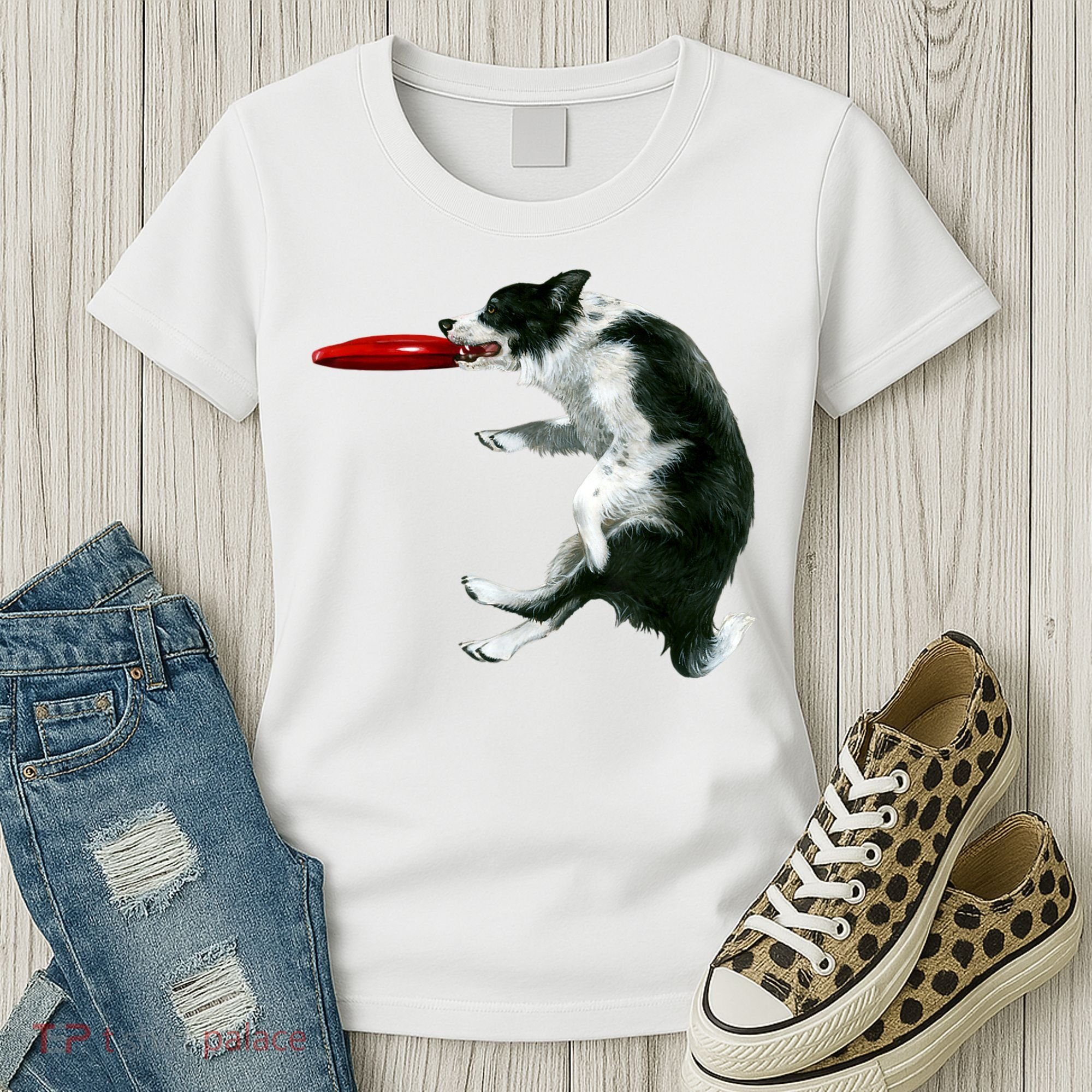 Border Collie Frisbee Graphic Sheepdog Print Gift Women's T-Shirt