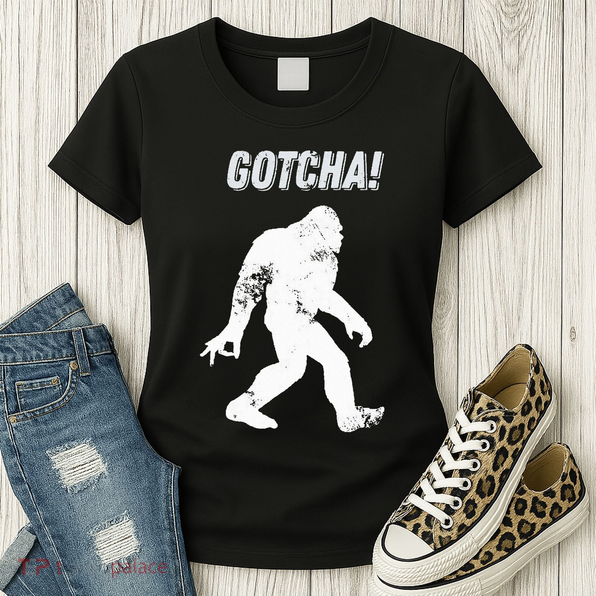 Bigfoot Circle Game Gotcha Meme Ok Hand Women's T-Shirt
