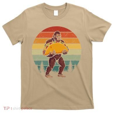 Bigfoot Carrying Taco Funny Cinco De Mayo Sasquatch T-Shirt