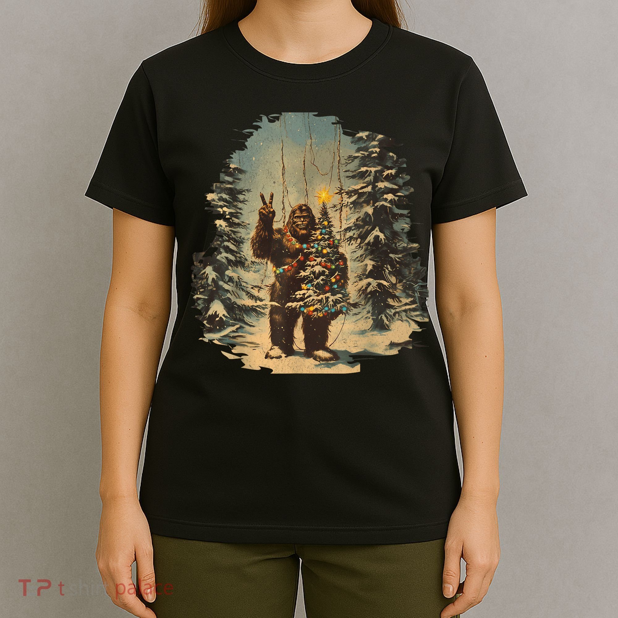 Bigfoot Christmas Tree Lights Tarot Xmas Sasquatch T-Shirt