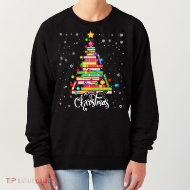 Books Christmas Tree Funny Love Reading Book Lover Librarian Cool Gift Women's Sweatshirt