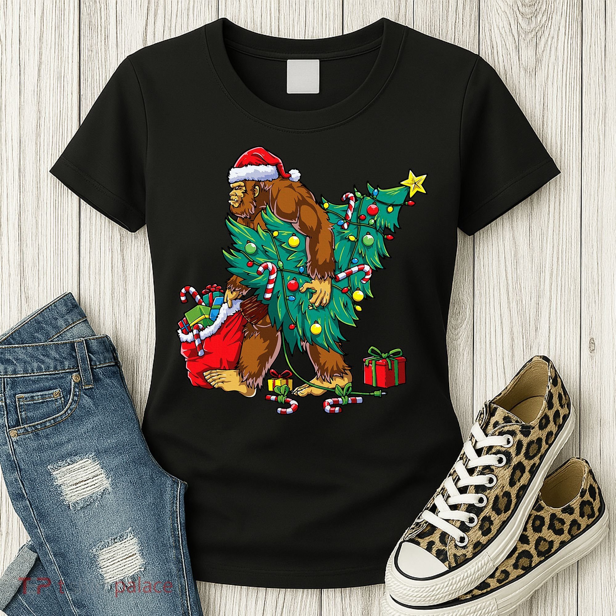 Bigfoot Christmas Tree Lights Xmas Women's T-Shirt