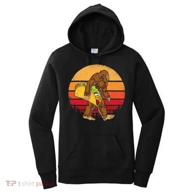 Bigfoot Carrying Taco Funny Cinco De Mayo Sasquatch Gift Women's Hoodie