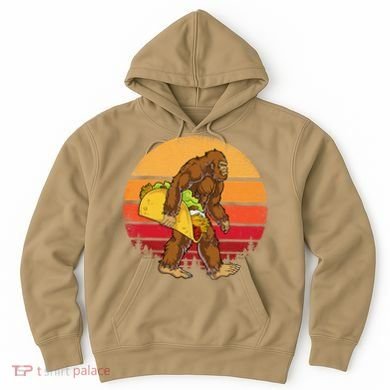 Bigfoot Carrying Taco Funny Cinco De Mayo Sasquatch Gift Hoodie