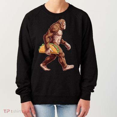 Bigfoot Carrying Taco Funny Cinco De Mayo Sasquatch Women's Sweatshirt