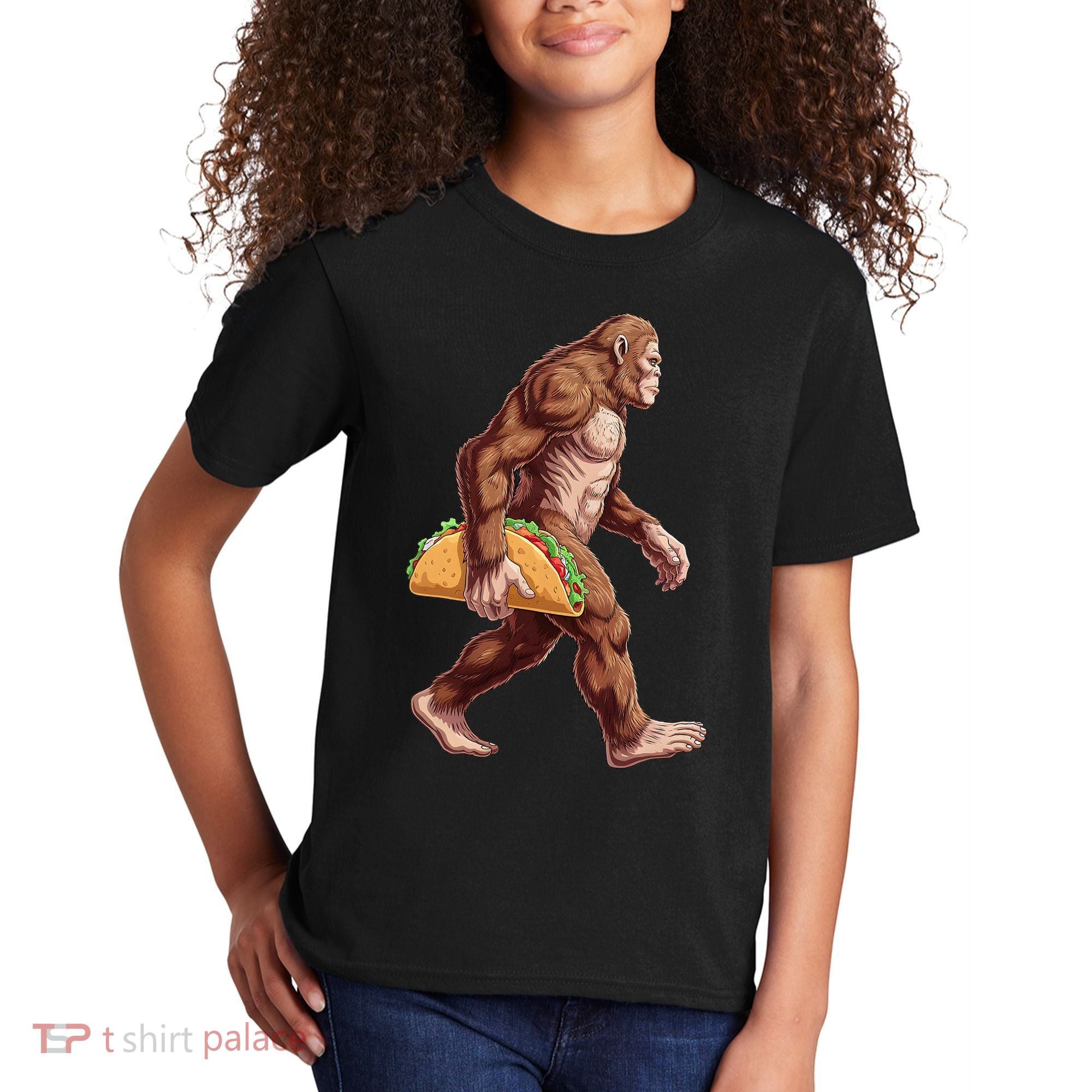 Bigfoot Carrying Taco Funny Cinco De Mayo Sasquatch Kids T-Shirt
