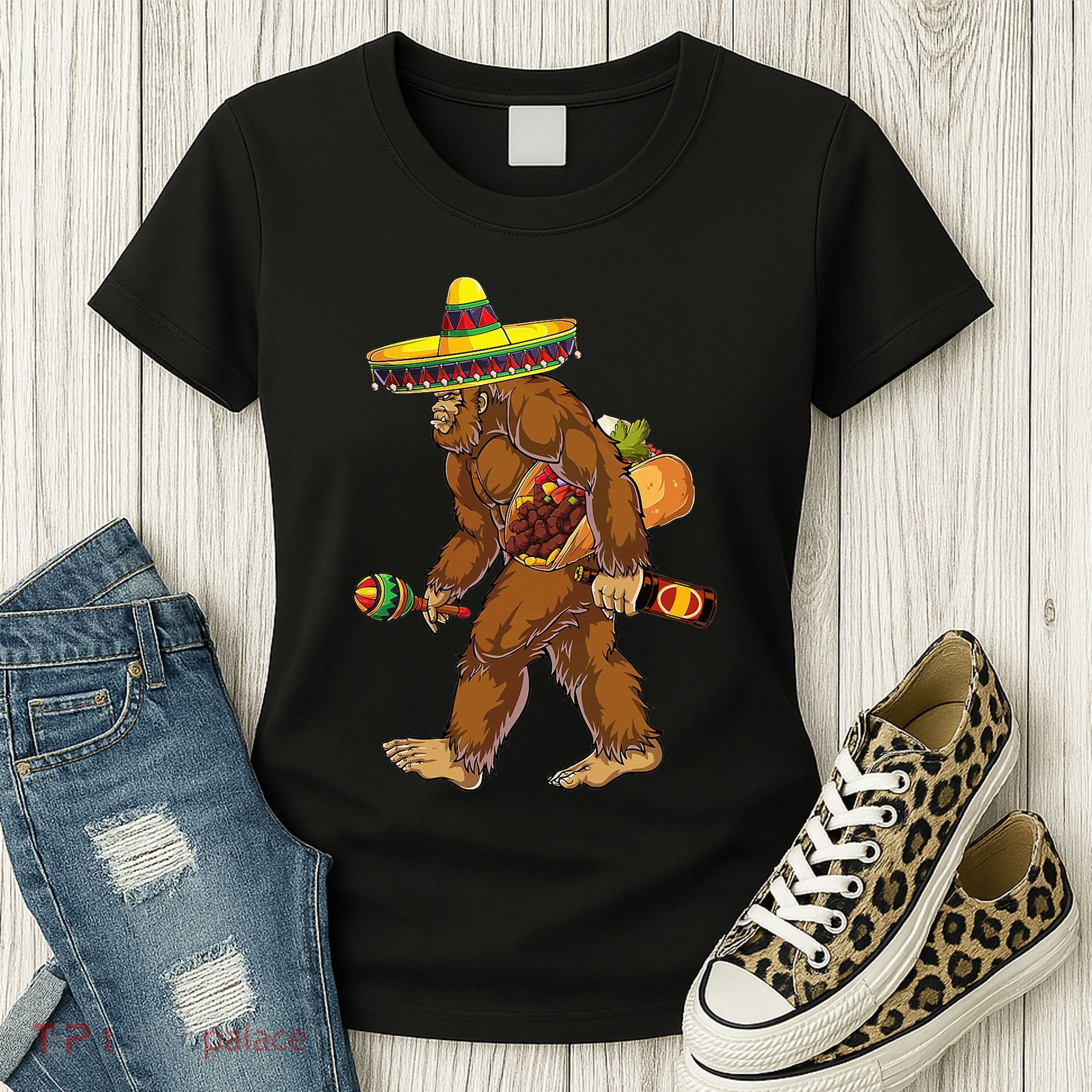 Bigfoot Carrying Taco El Squatcho Beer Pacho Sombrero Lover Women's T-Shirt