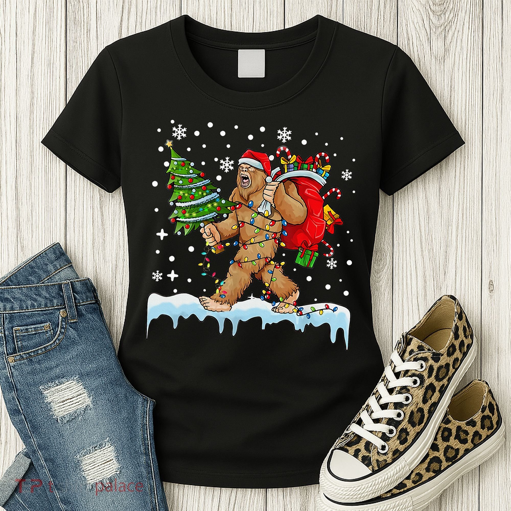 Bigfoot Christmas Tree Lights Xmas Sasquatch Lovers Women's T-Shirt