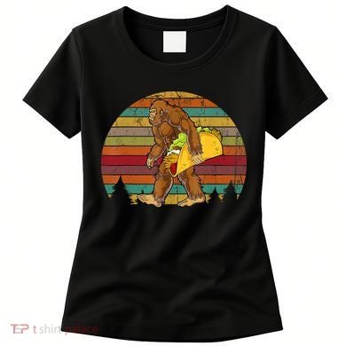 Bigfoot Carrying Taco Funny Cinco De Mayo Boy Men Sasquatch Women's T-Shirt