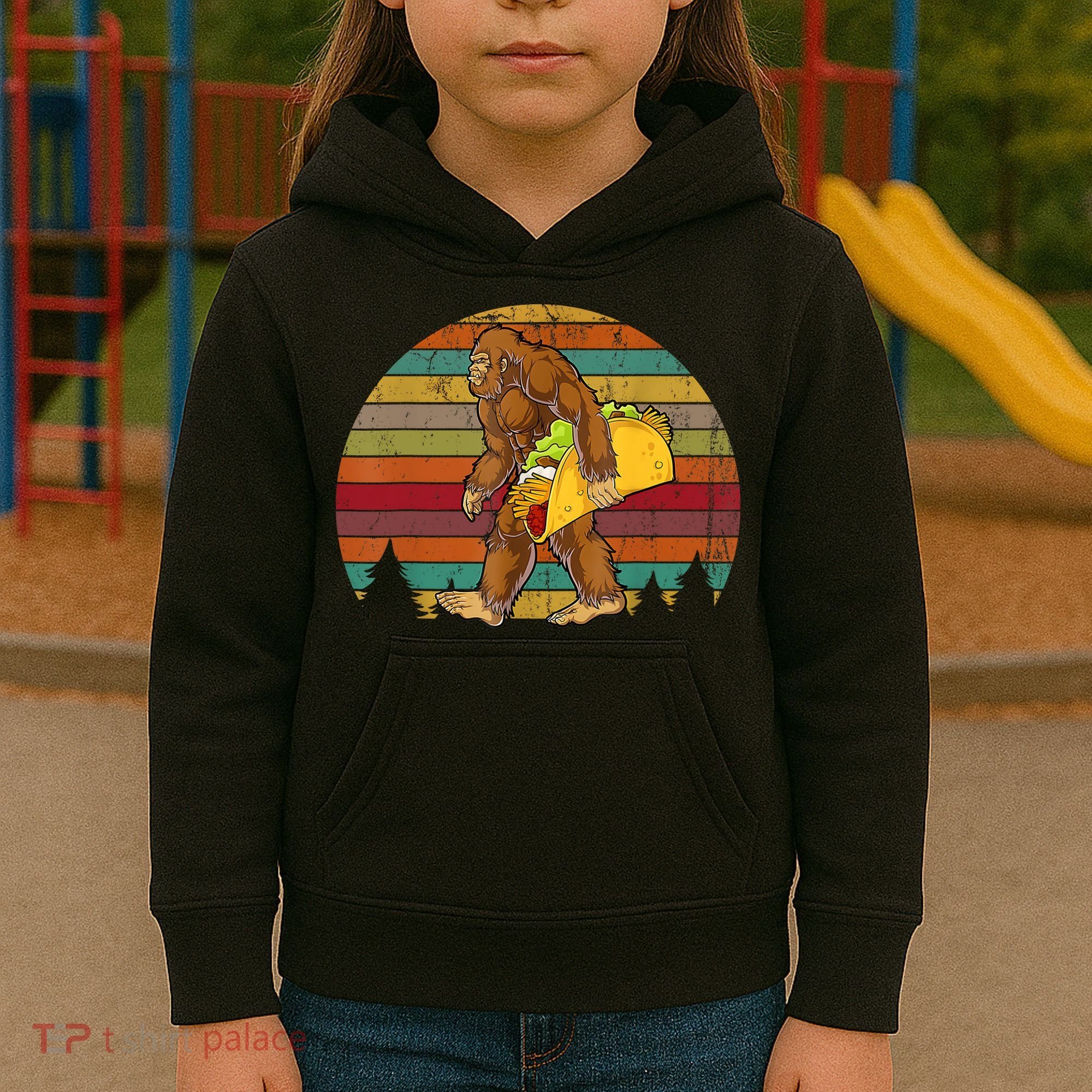 Bigfoot Carrying Taco Funny Cinco De Mayo Boy Men Sasquatch Kids Hoodie