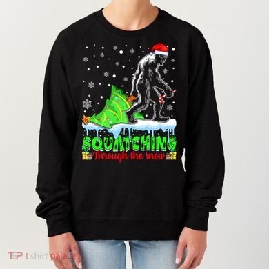 Bigfoot Christmas Tree Squatching Through The Snow Women's Sweatshirt