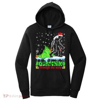 Bigfoot Christmas Tree Squatching Through The Snow Women's Hoodie