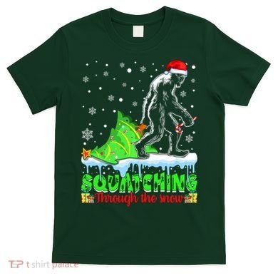 Bigfoot Christmas Tree Squatching Through The Snow T-Shirt