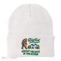 Bigfoot Doesn't Believe In You Either Funny Sasquatch Retro Beanie thumb 0