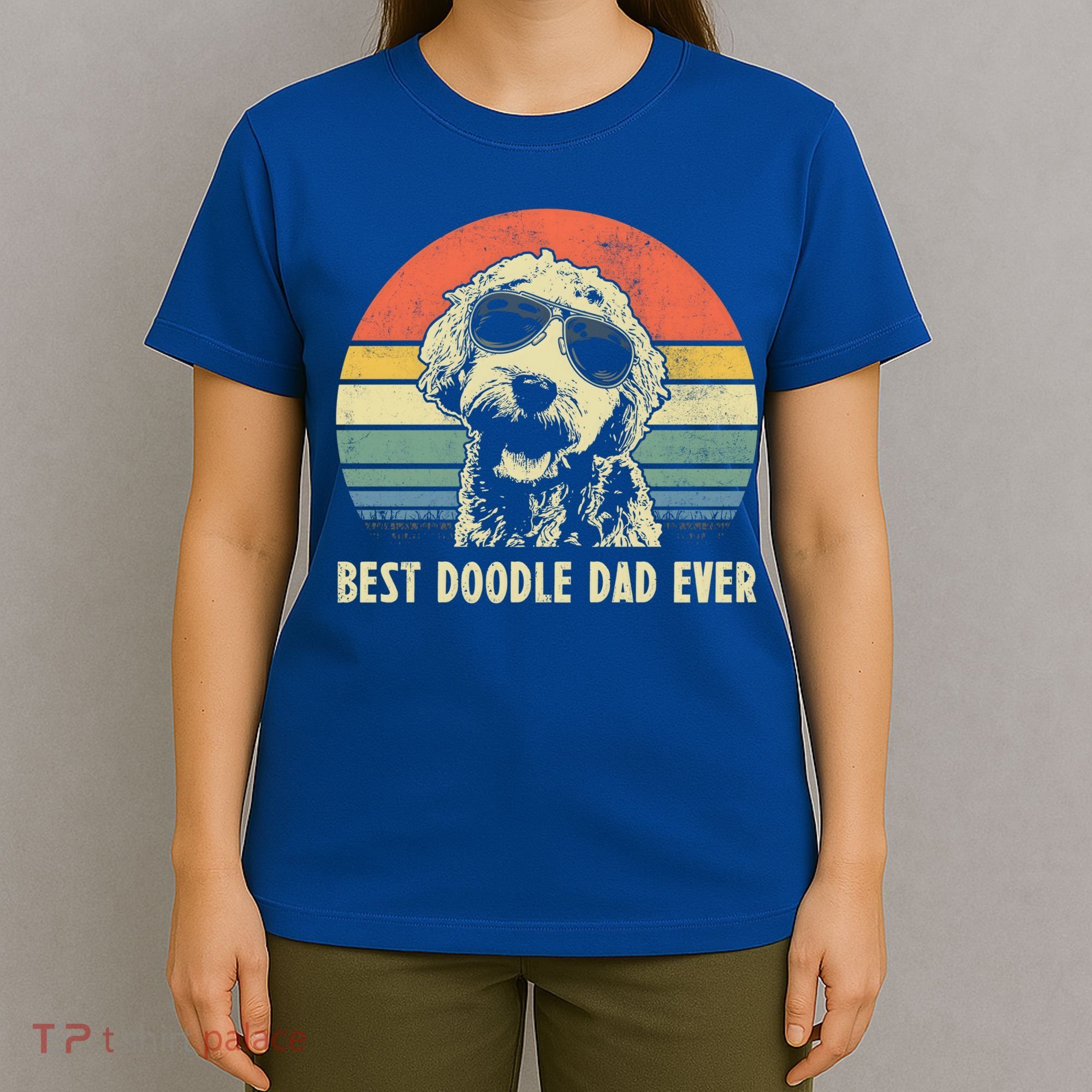 Best Doodle Dad Ever Funny Goldendoodle Dad Vintage Funny Gift Cool Gift T-Shirt