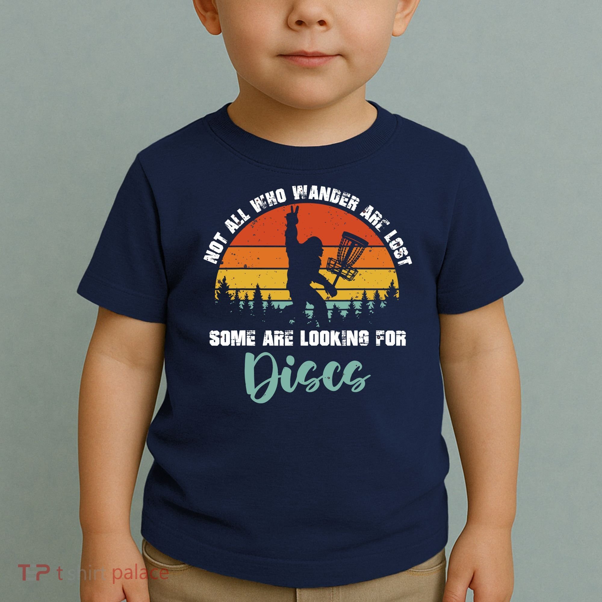 Bigfoot Disc Golf Big Foot Sasquatch Gifts For Toddler T-Shirt