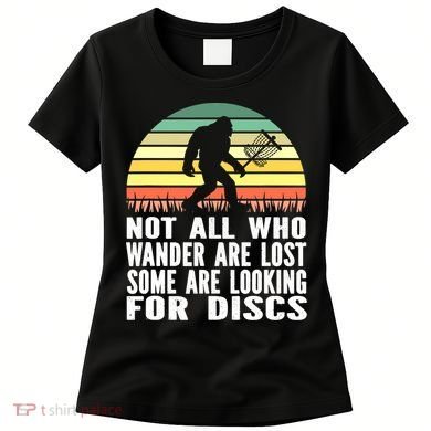 Bigfoot Disc Golf Sasquatch Funny Golf Ultimate Women's T-Shirt