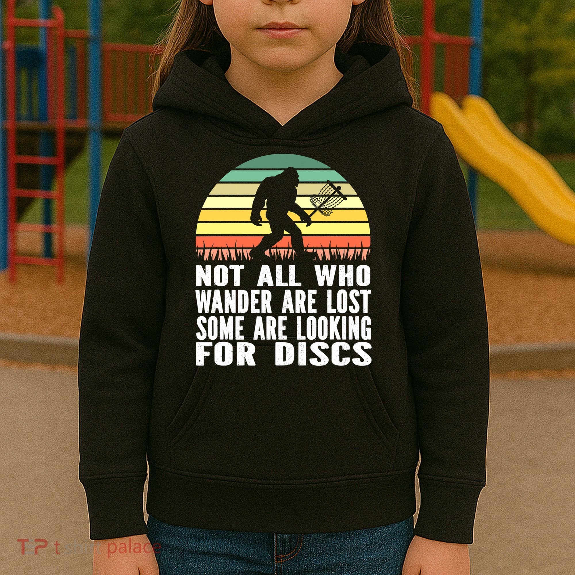 Bigfoot Disc Golf Sasquatch Funny Golf Ultimate Kids Hoodie