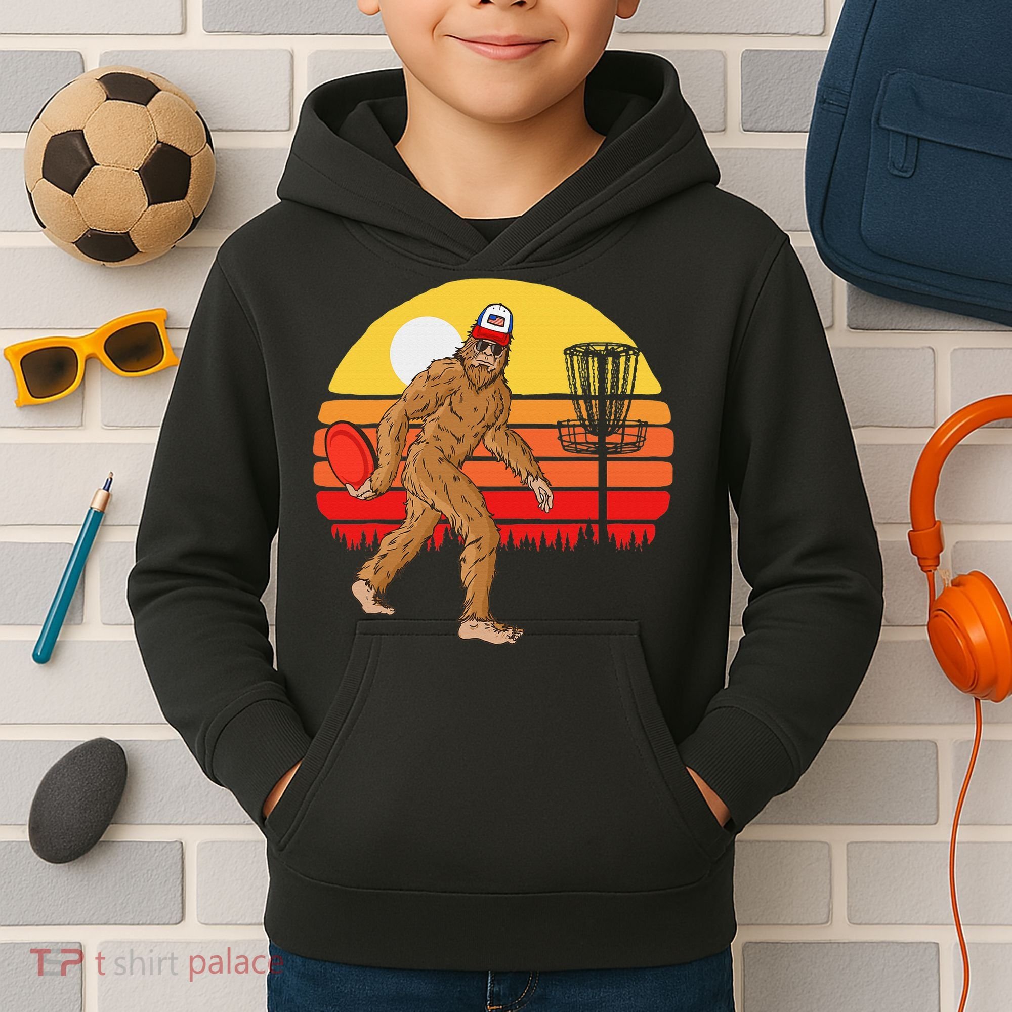 Bigfoot Disc Golf Cryptid Sasquatch Disc Golfer Kids Hoodie