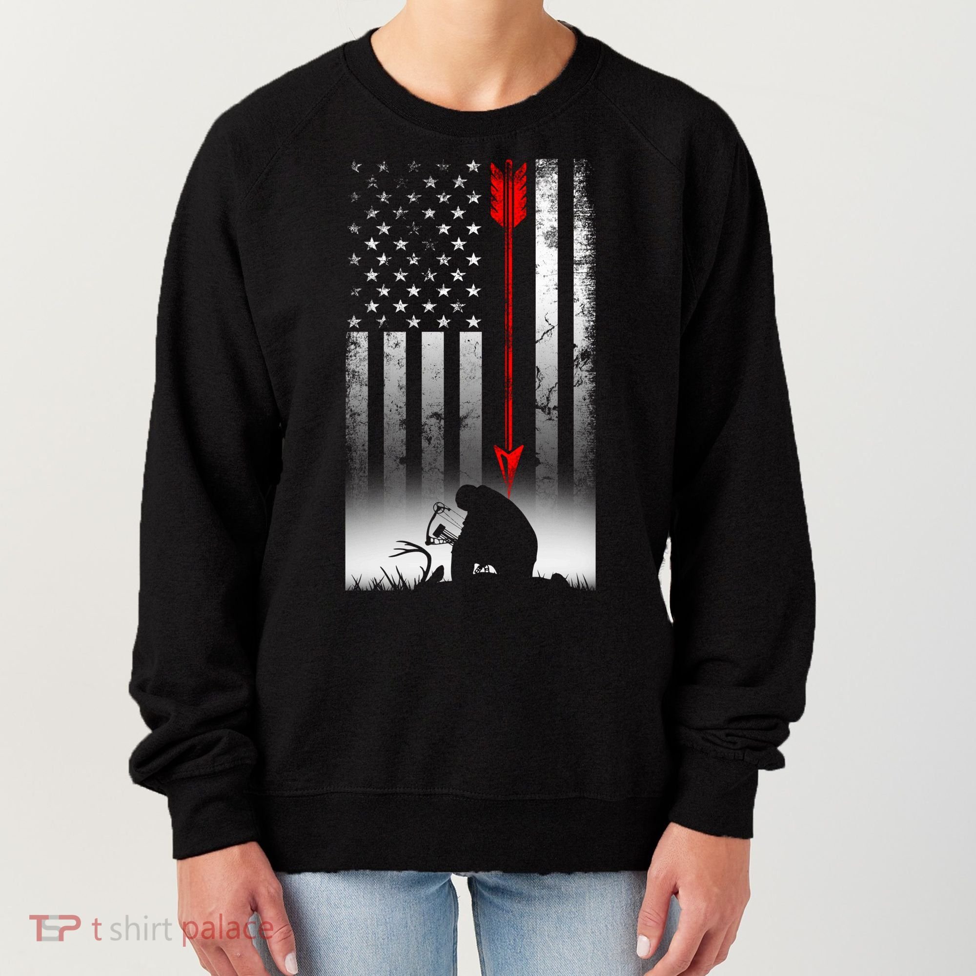 Bow Deer Hunting American Flag Gift For Bow Hunting Gift Women's Sweatshirt