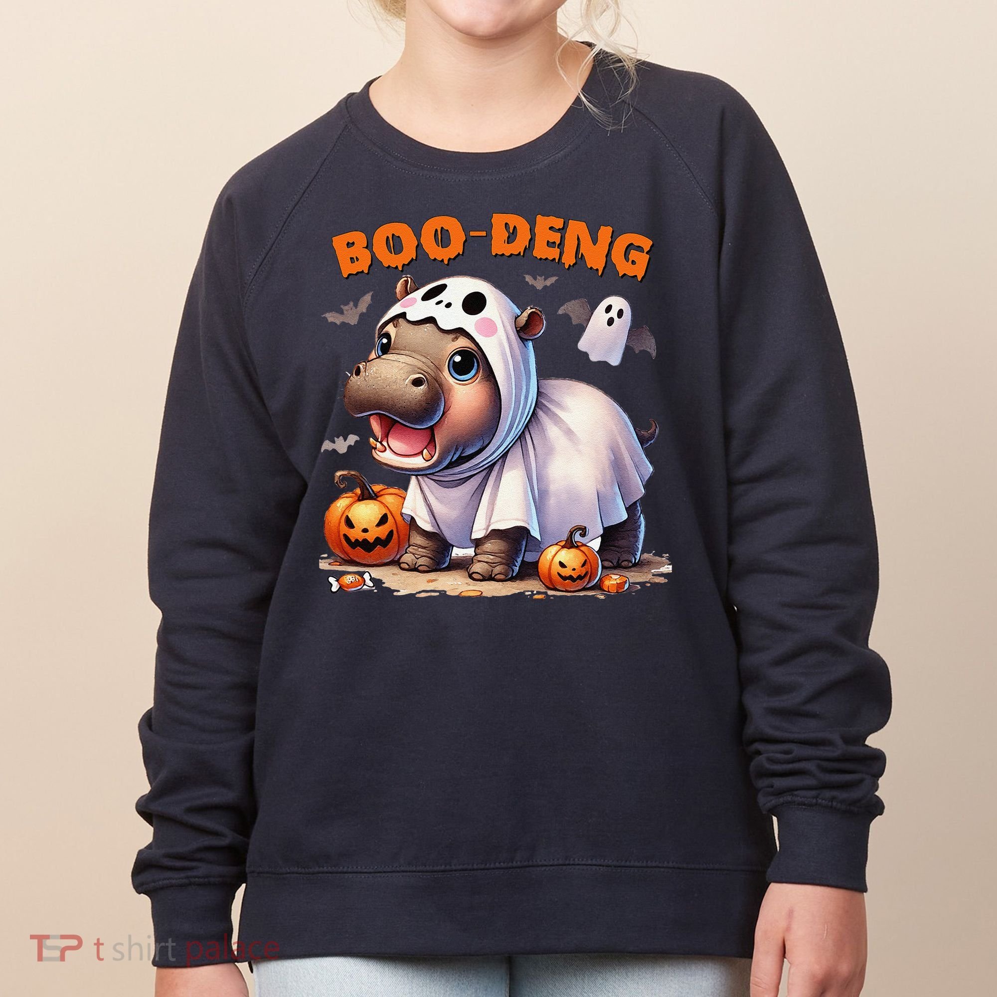 Boo Deng Halloween Baby Pygmy Hippo Bouncy Pig Moo Deng Women's Sweatshirt