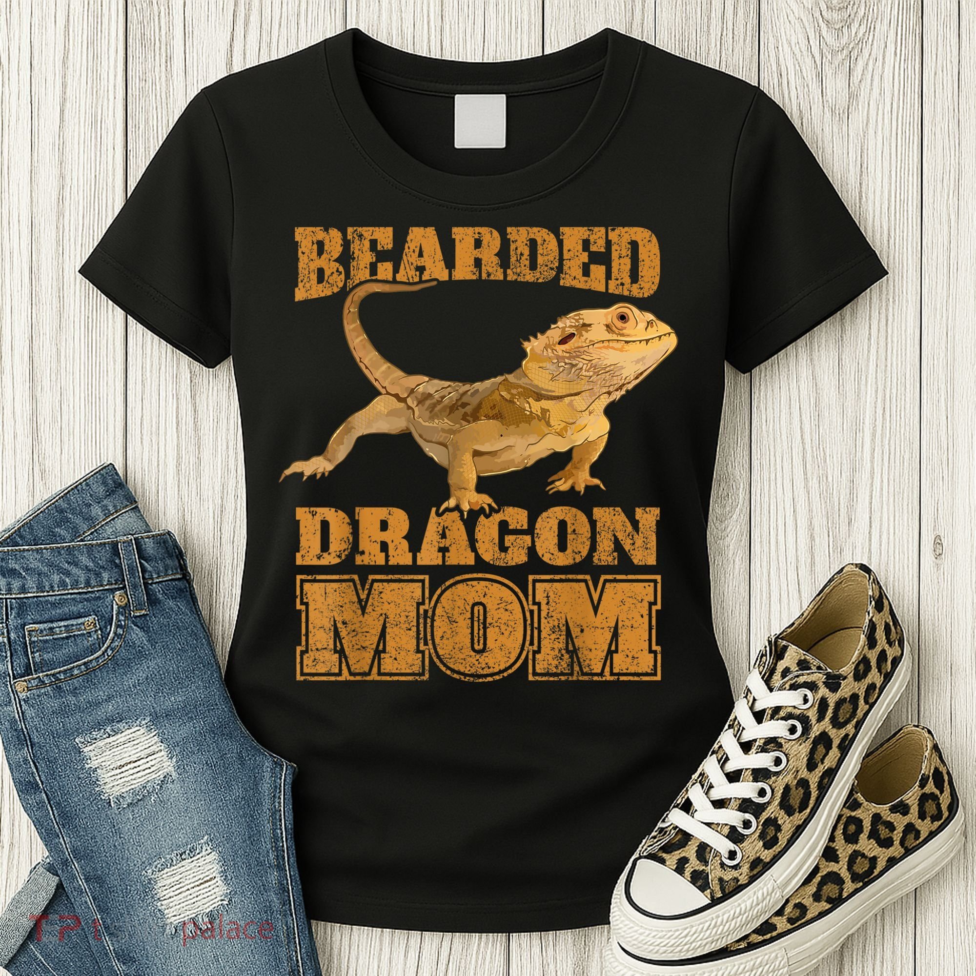 Bearded Dragon Mom Women's T-Shirt