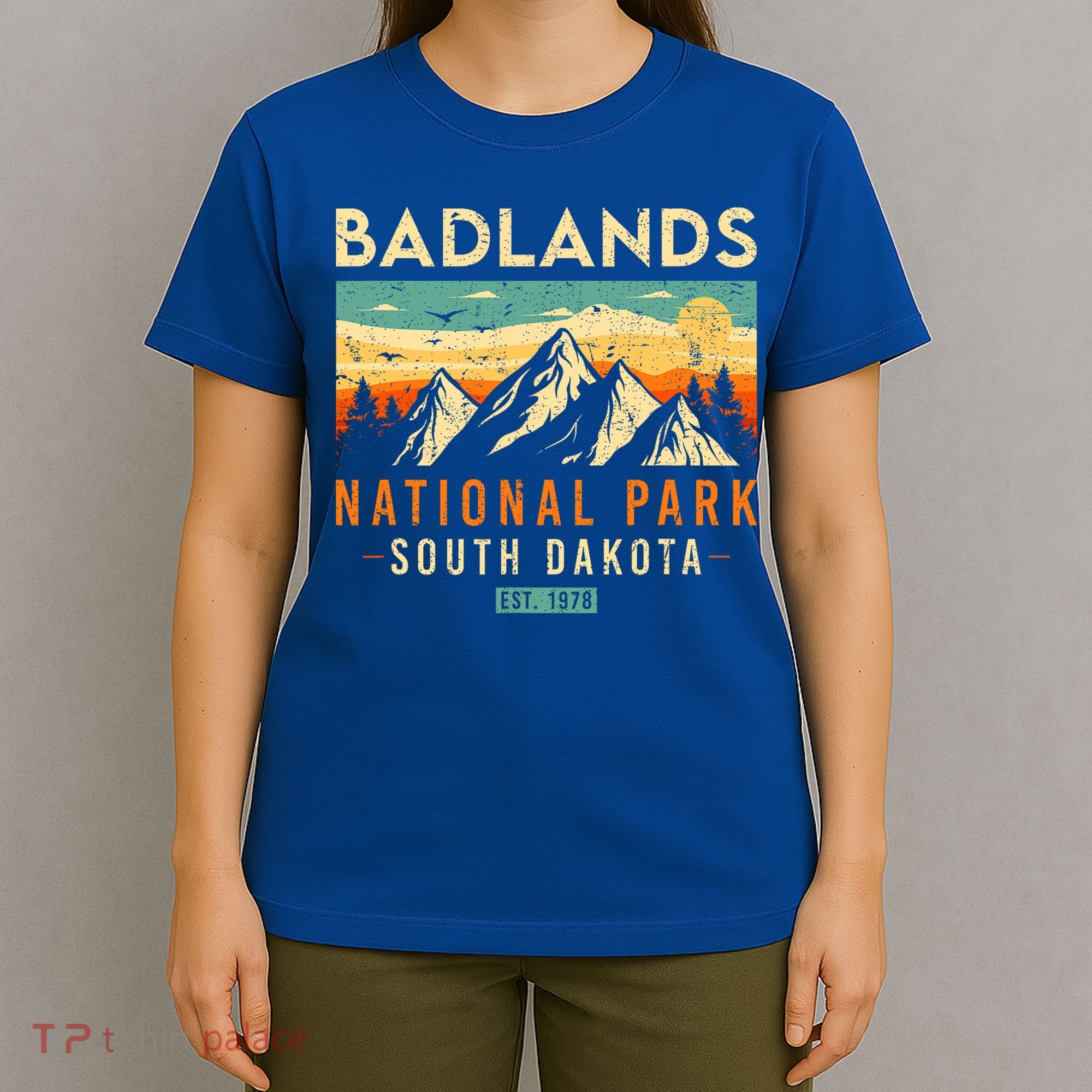 Badlands Est. 1978 O South Dakota National Park T-Shirt
