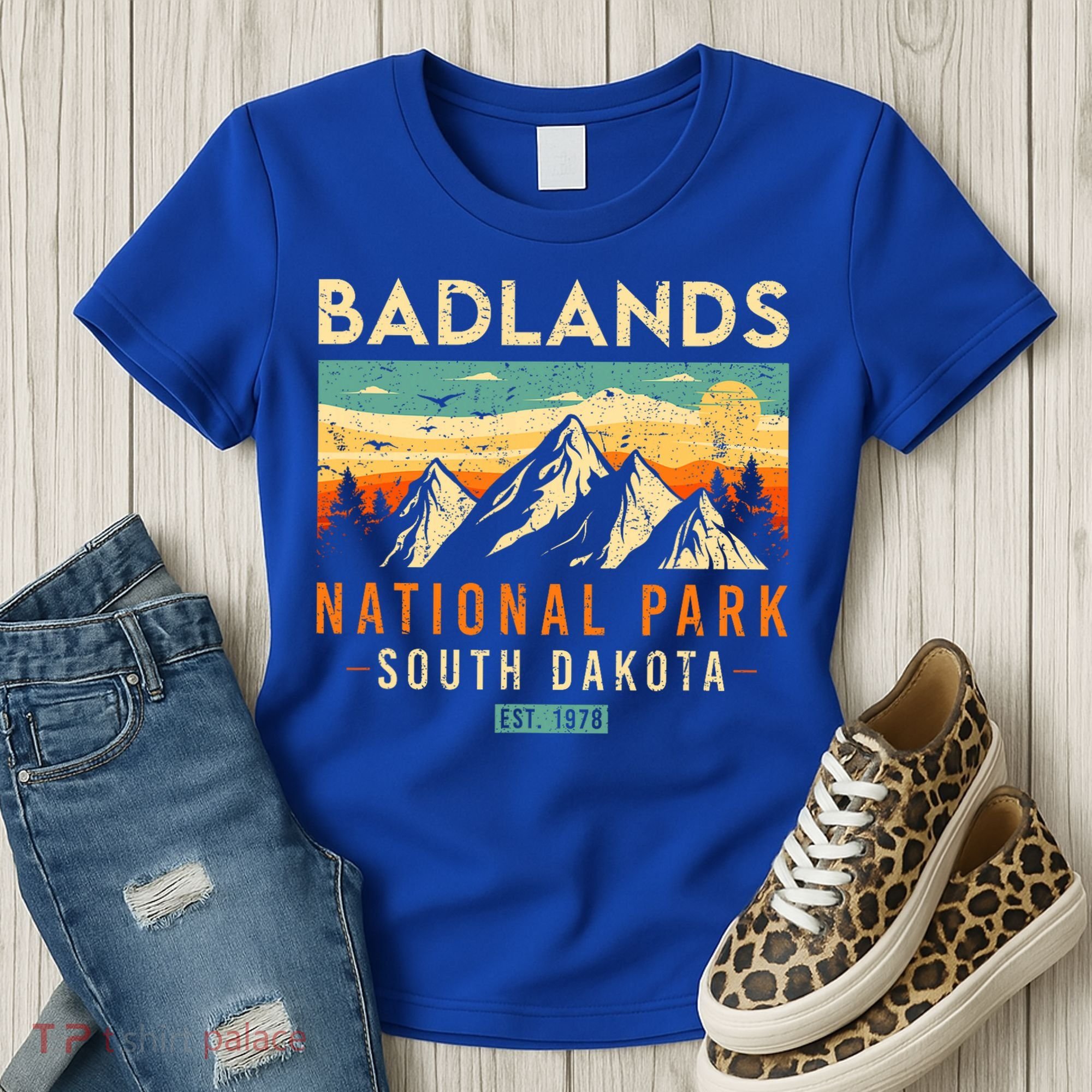 Badlands Est. 1978 O South Dakota National Park Women's T-Shirt