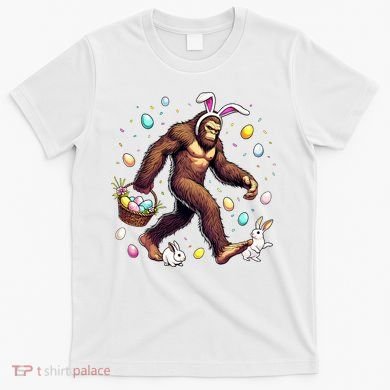 Bigfoot Easter Day Funny Sasquatch Cute Bunny Easter Eggs  T-Shirt