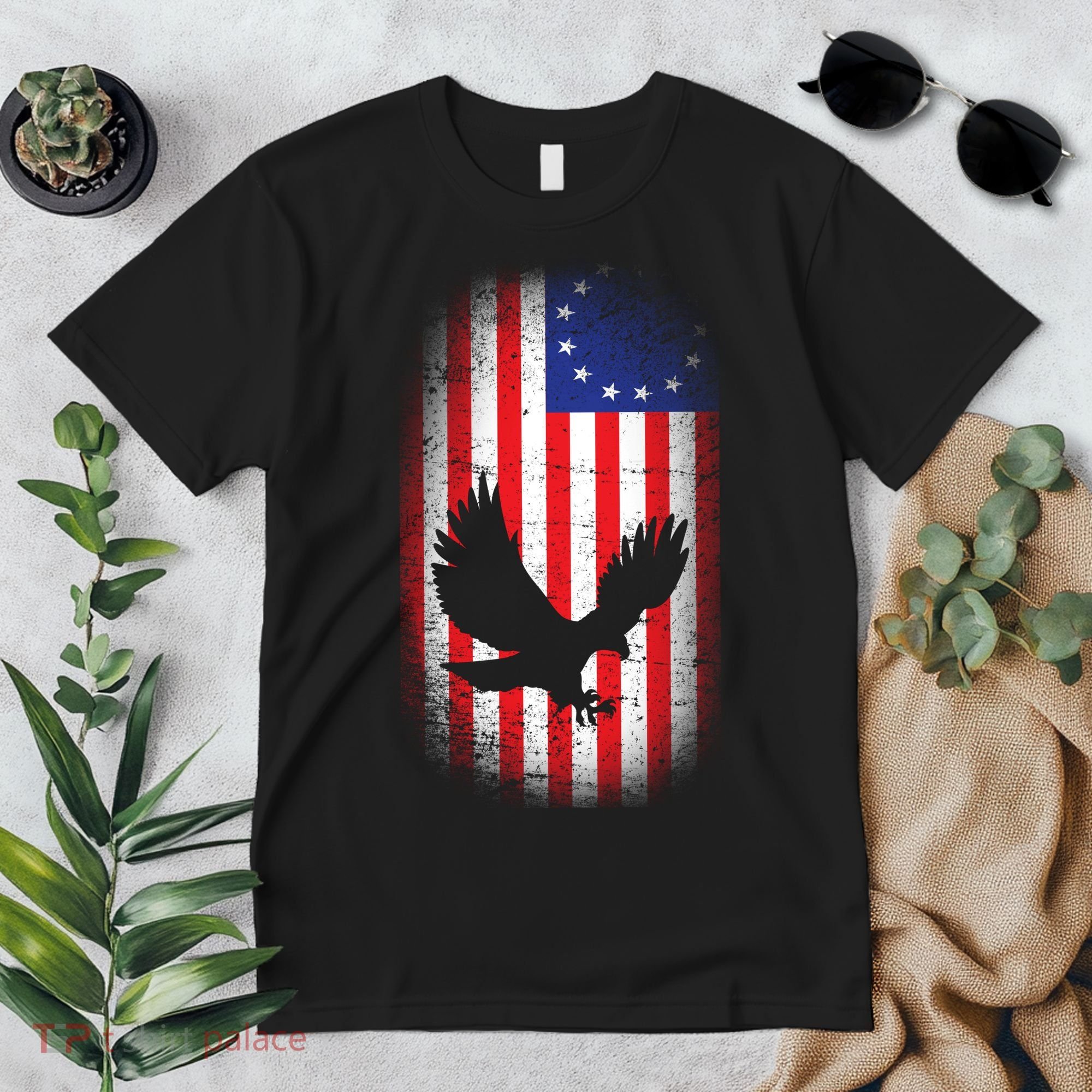 Betsy Ross Flag 13 Colonies Bald Eagle Premium T-Shirt