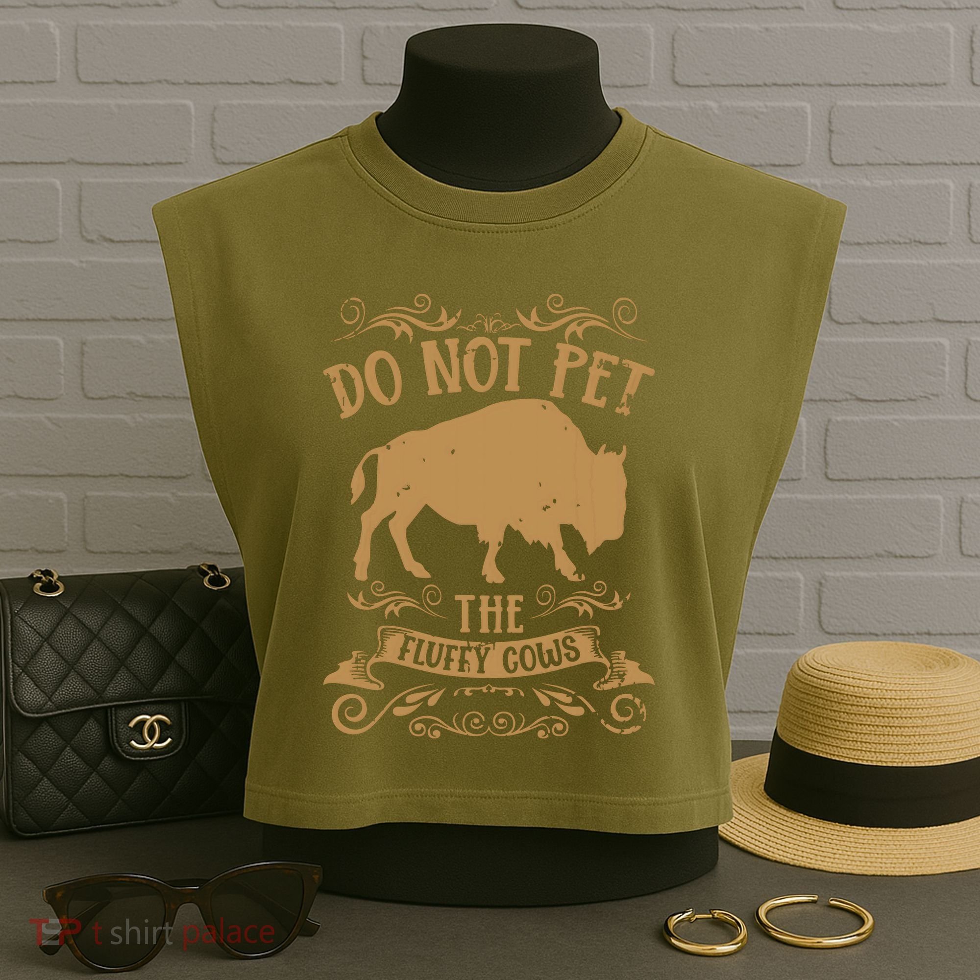 Buffalo Funny Bison Do Not Pet The Fluffy Cows Garment-Dyed Women's Muscle Tee